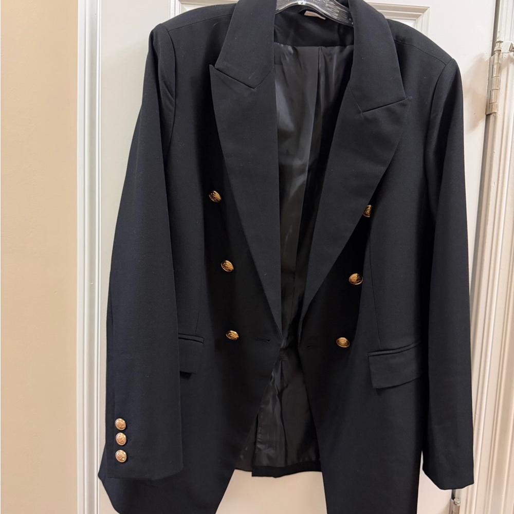 Sophisticated Black Blazer with Gold Buttons
